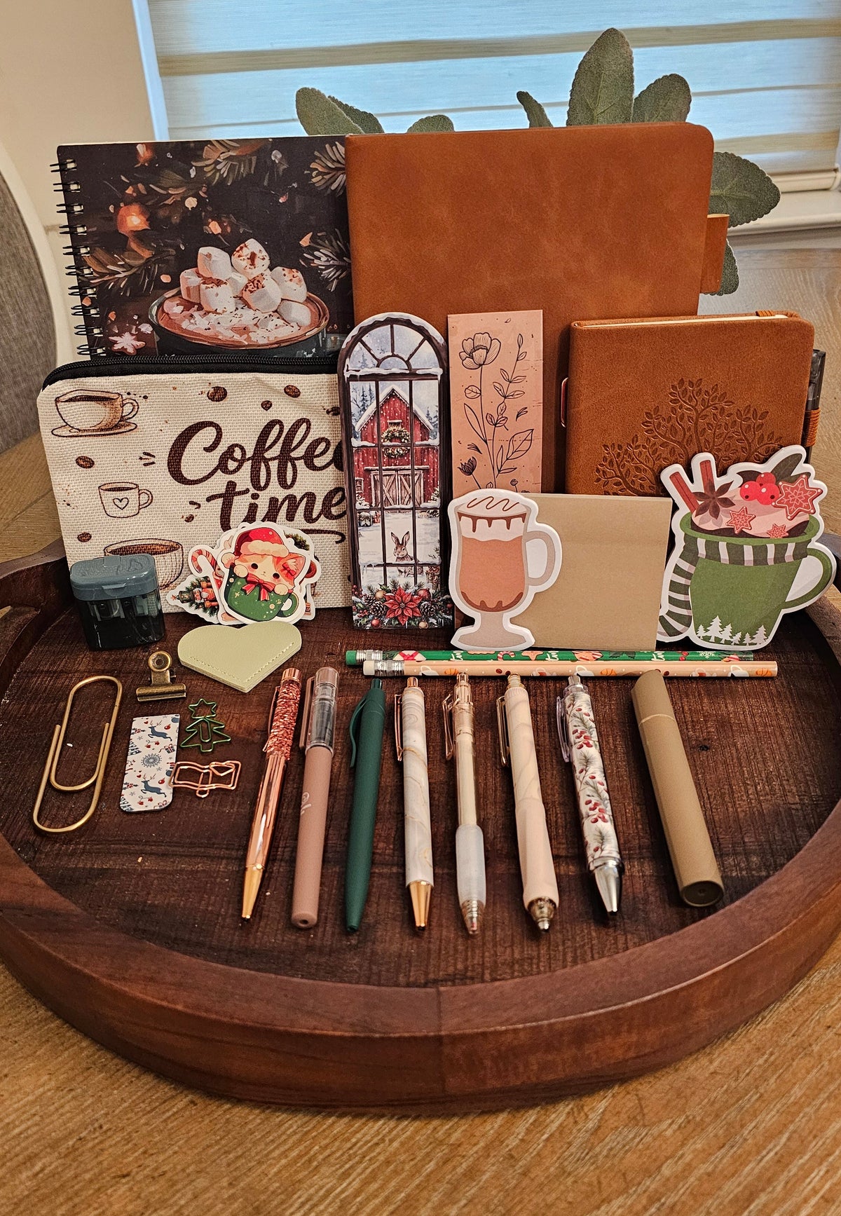 Marshmallows & Mistletoe Super Premium Stationery Gift Set
