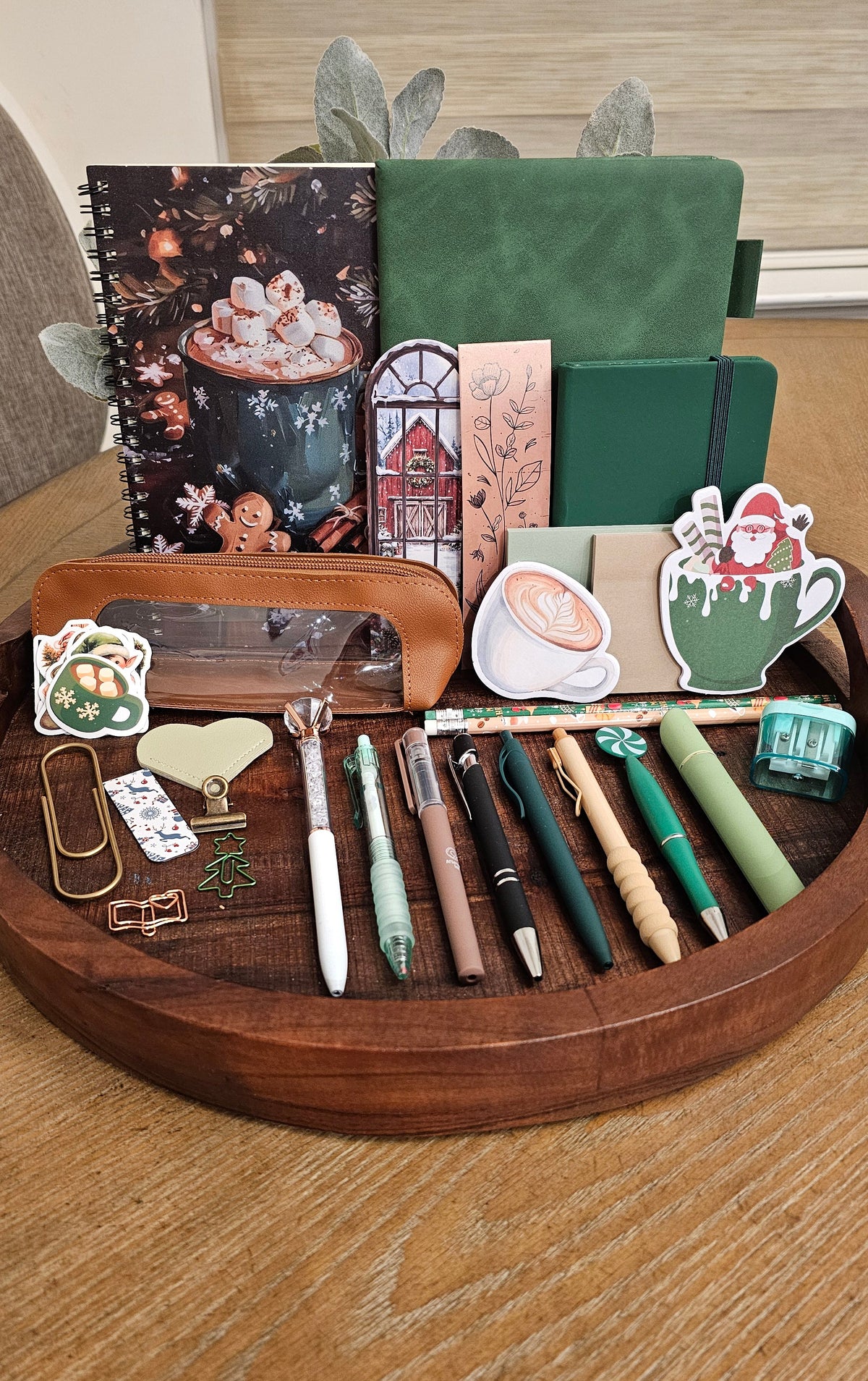 Marshmallows & Mistletoe Super Premium Stationery Gift Set