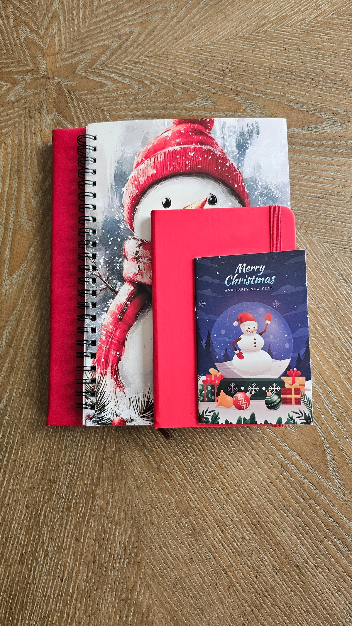 Red Hat Snowman Premium Stationery Gift Set