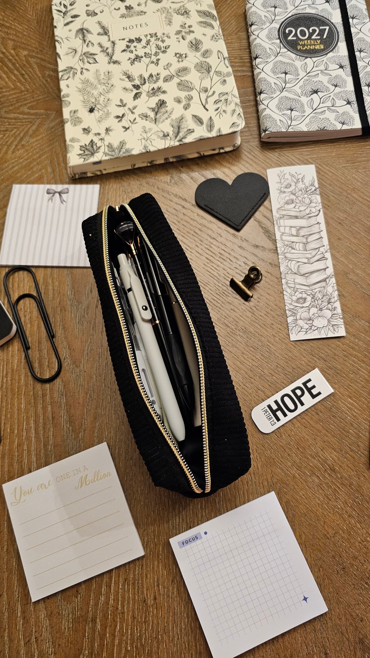 Black & White Elegance Stationery Gift Set