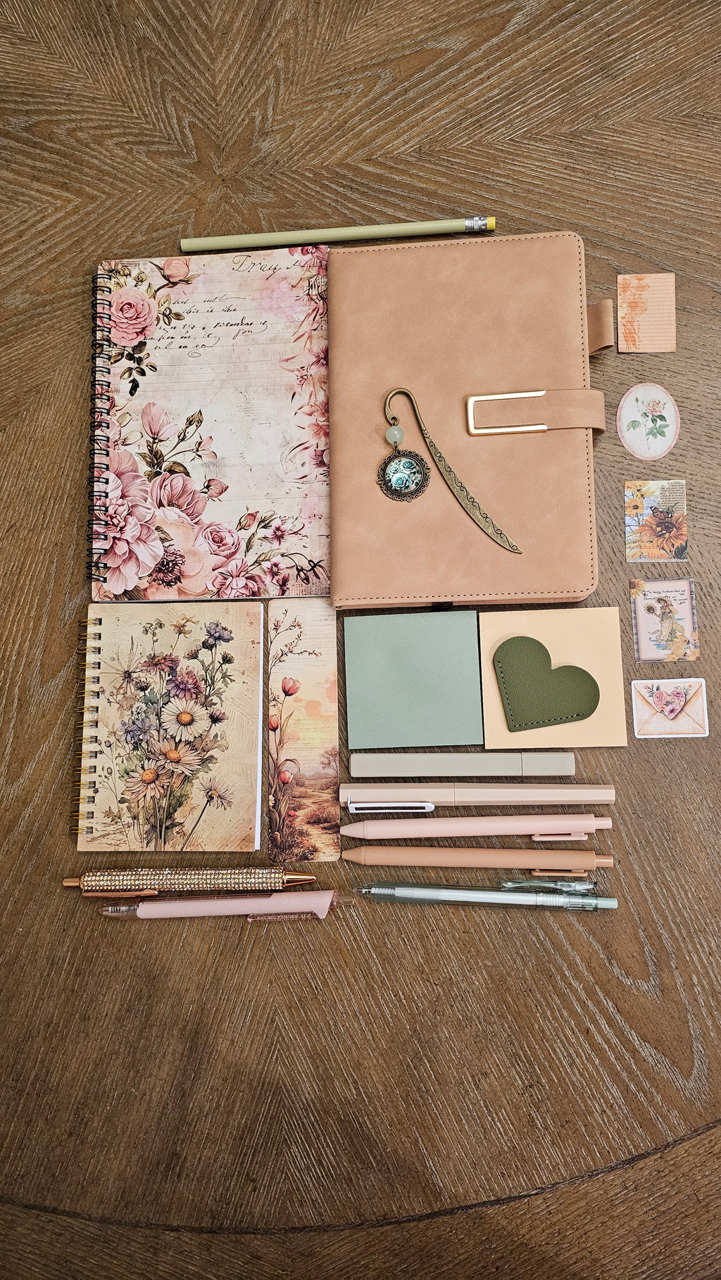 Vintage Blossom Stationery Gift Set