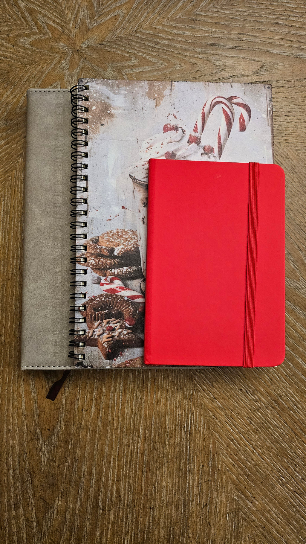 The Peppermint Latte Premium Stationery Gift Set
