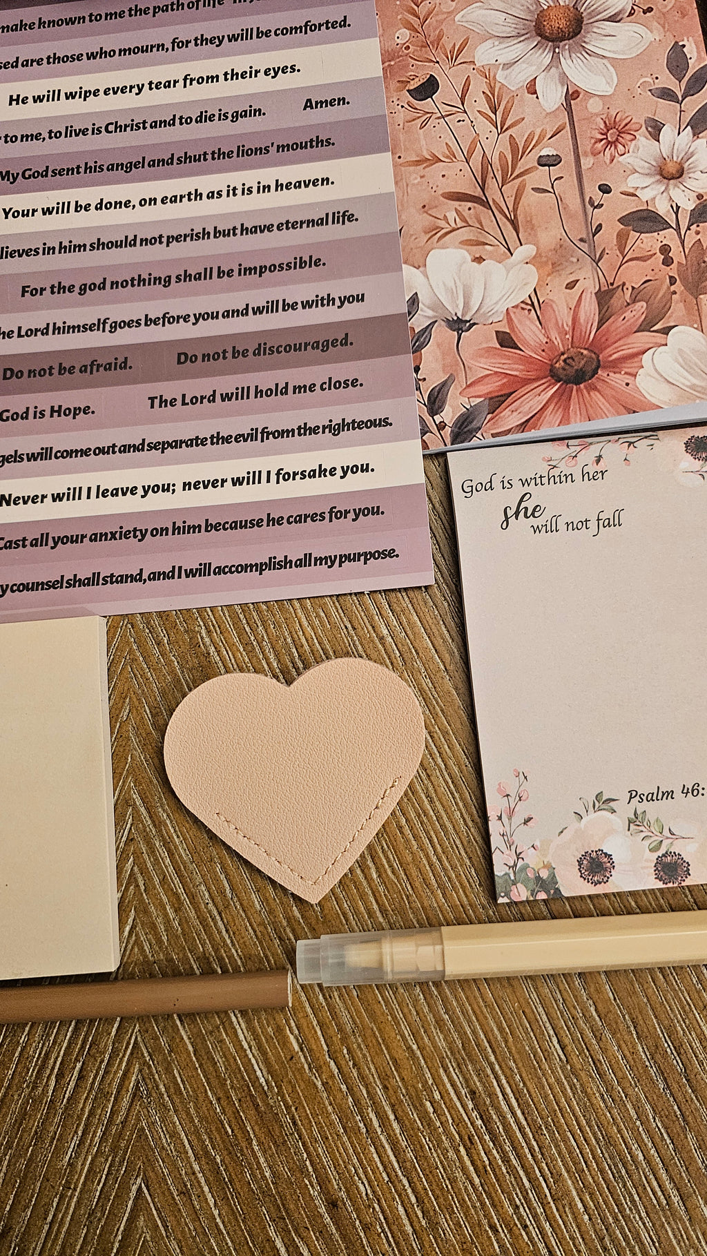 Blush Bloom Champagne  Gift Set