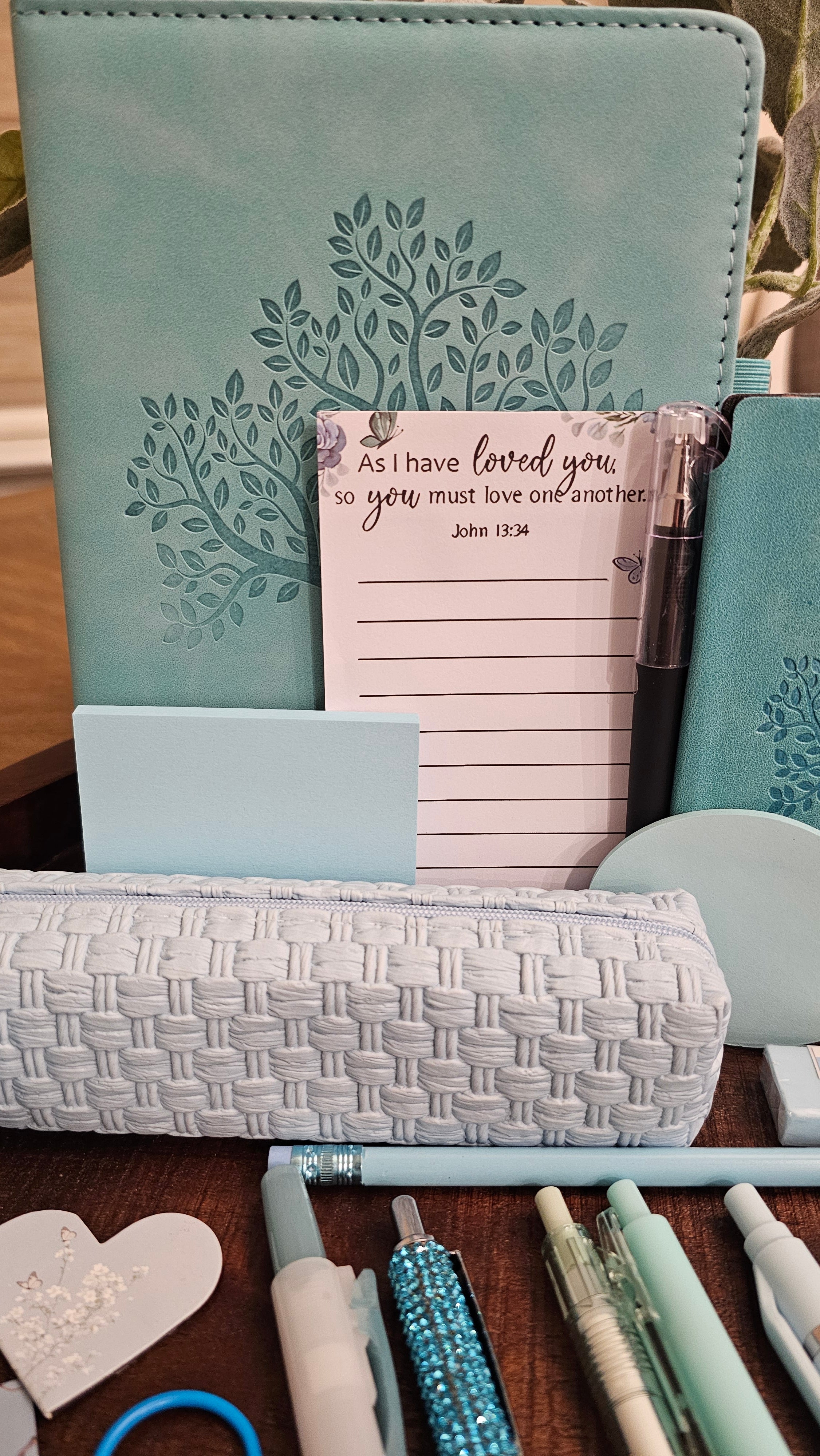 Living Waters Christian Stationery Gift Set