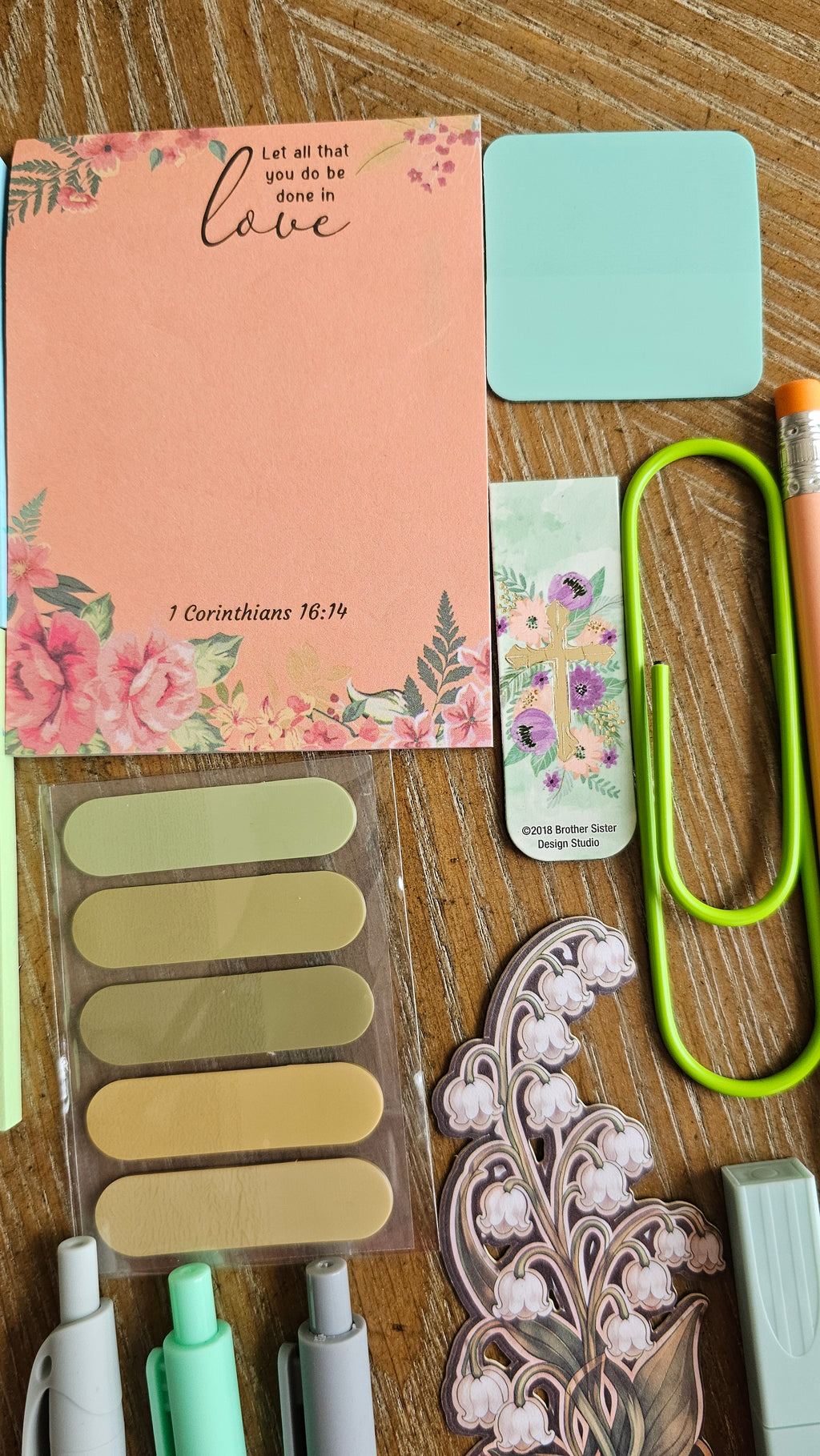 Bible Study Essentials Bag