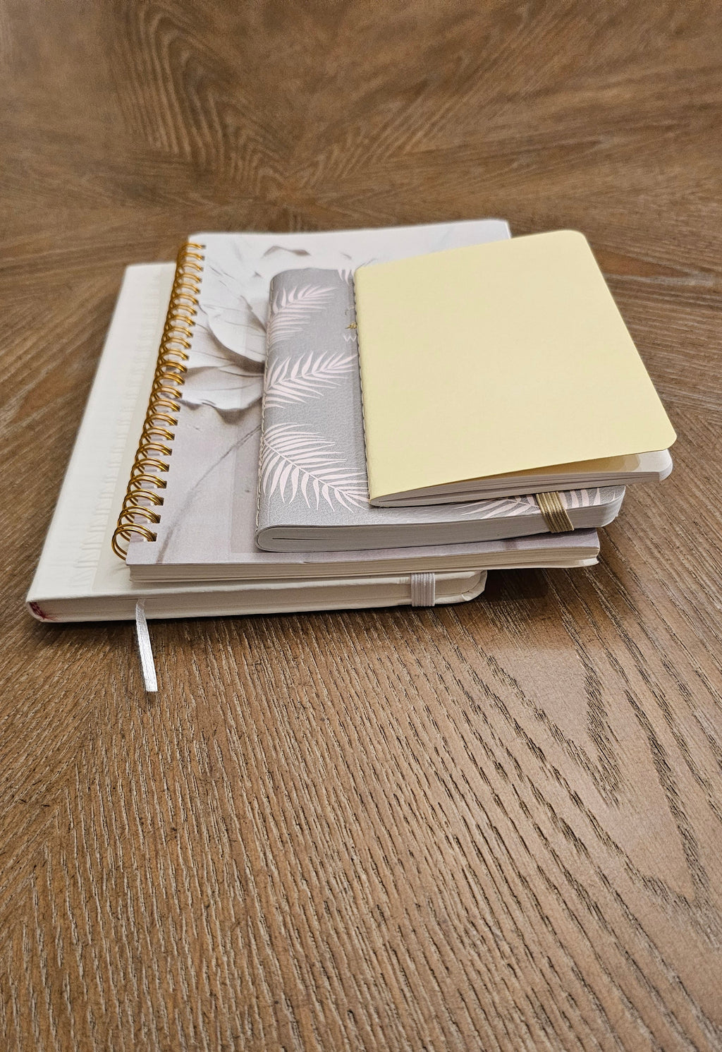 Ivory Petals Stationery Gift Set