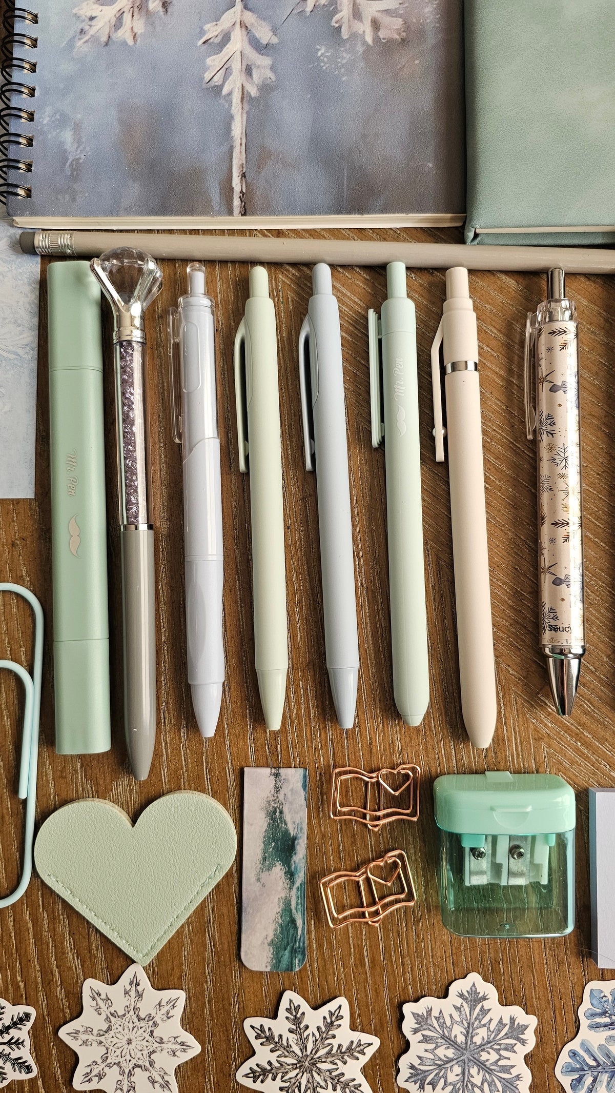 A Touch of Frost & Glow Deluxe Stationery Gift Set ❄️🩵