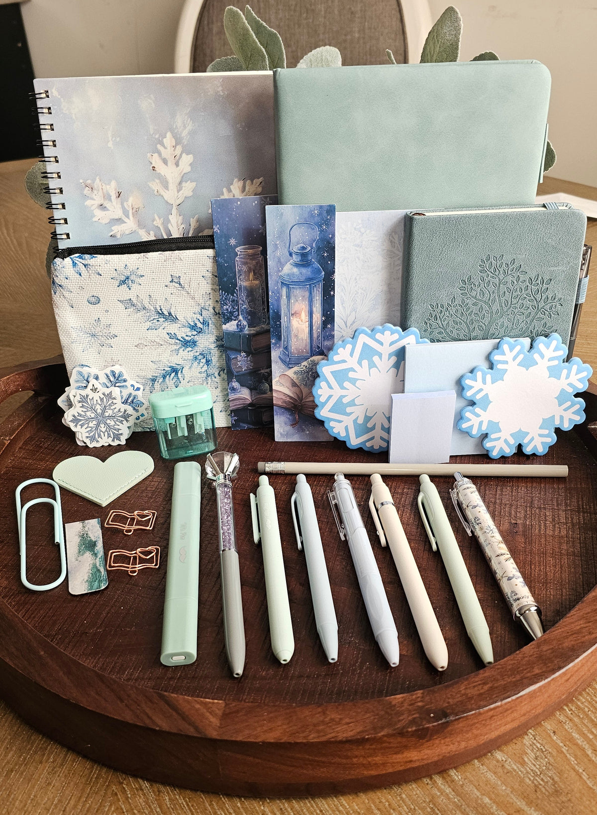 A Touch of Frost & Glow Deluxe Stationery Gift Set ❄️🩵