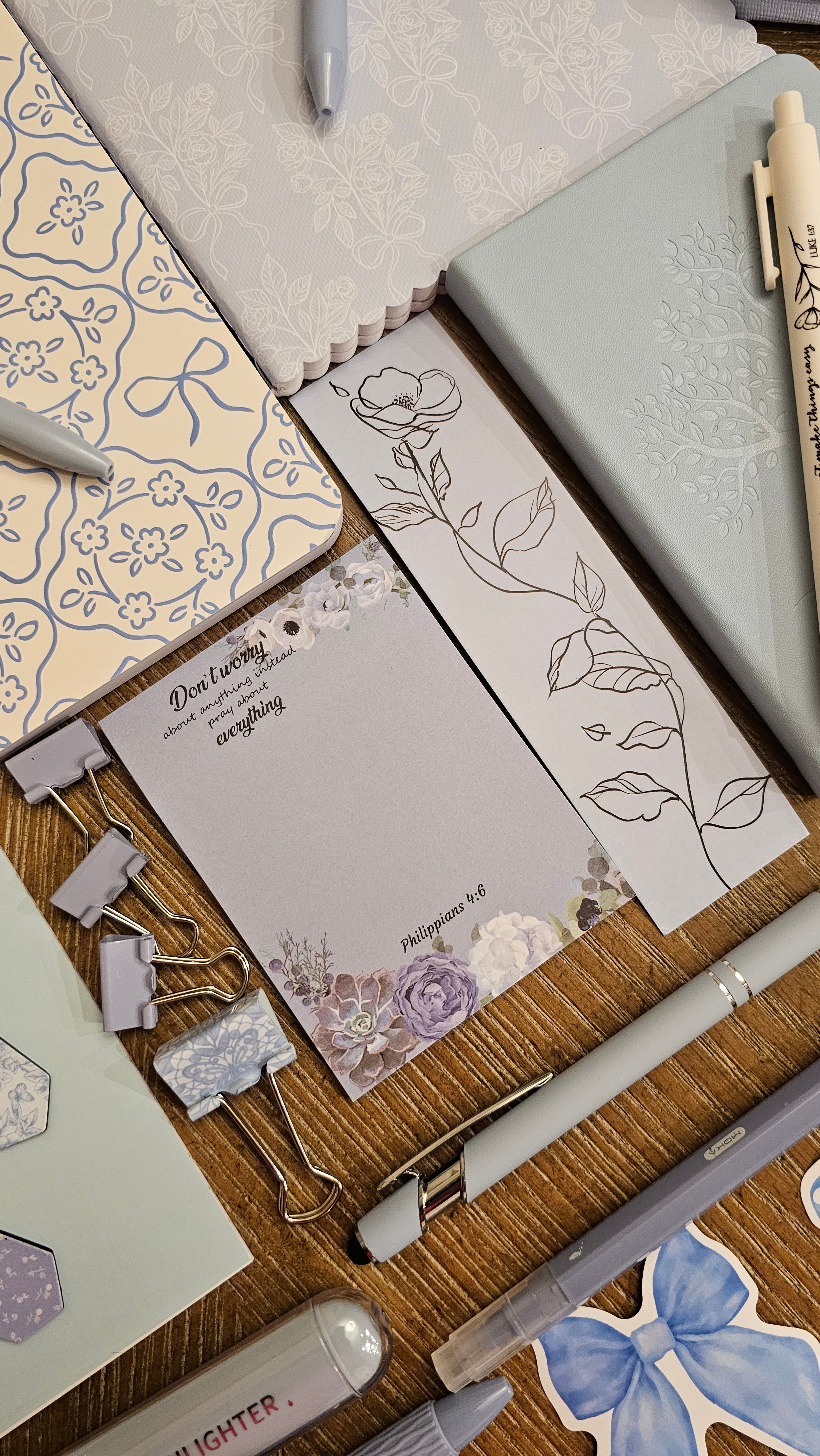 Bluebell Breeze Stationery Gift Set