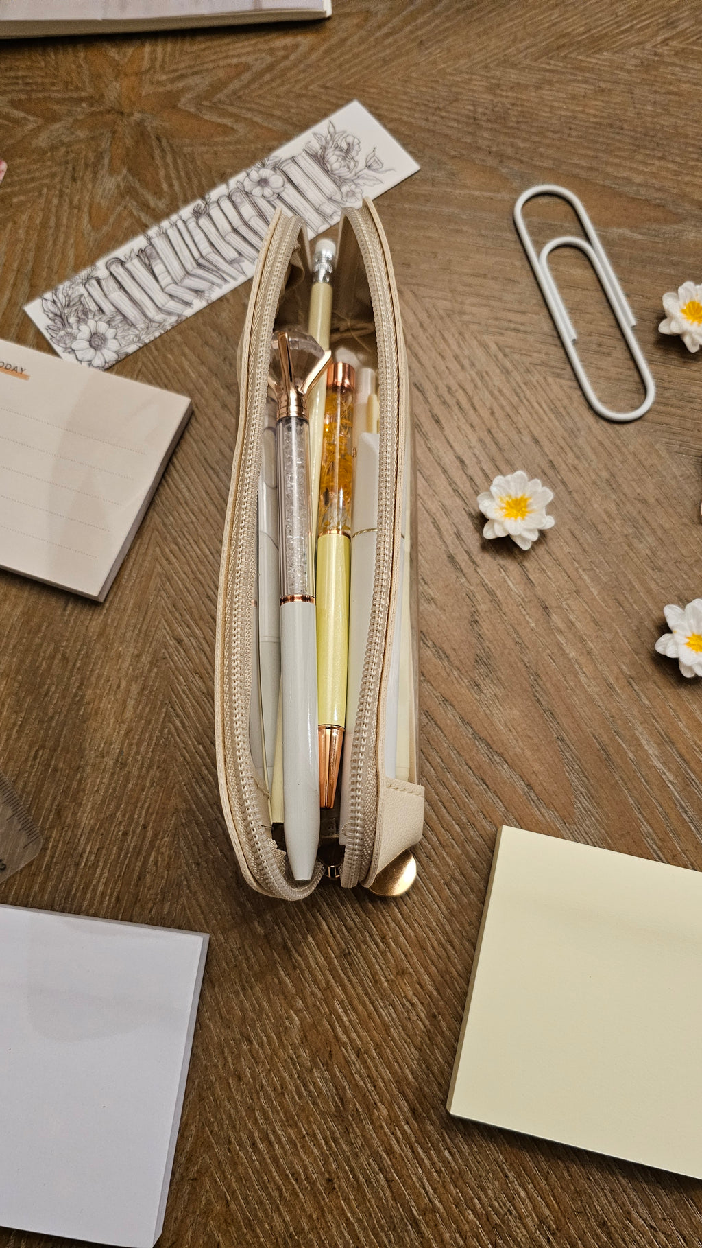 Ivory Petals Stationery Gift Set