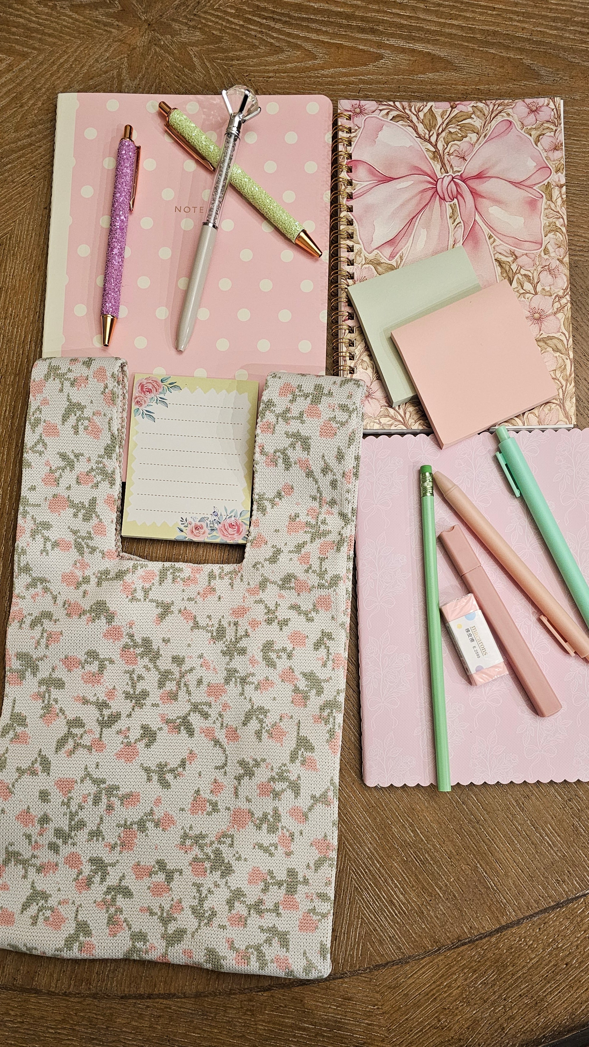 Rosy Cottage Stationery Gift Set