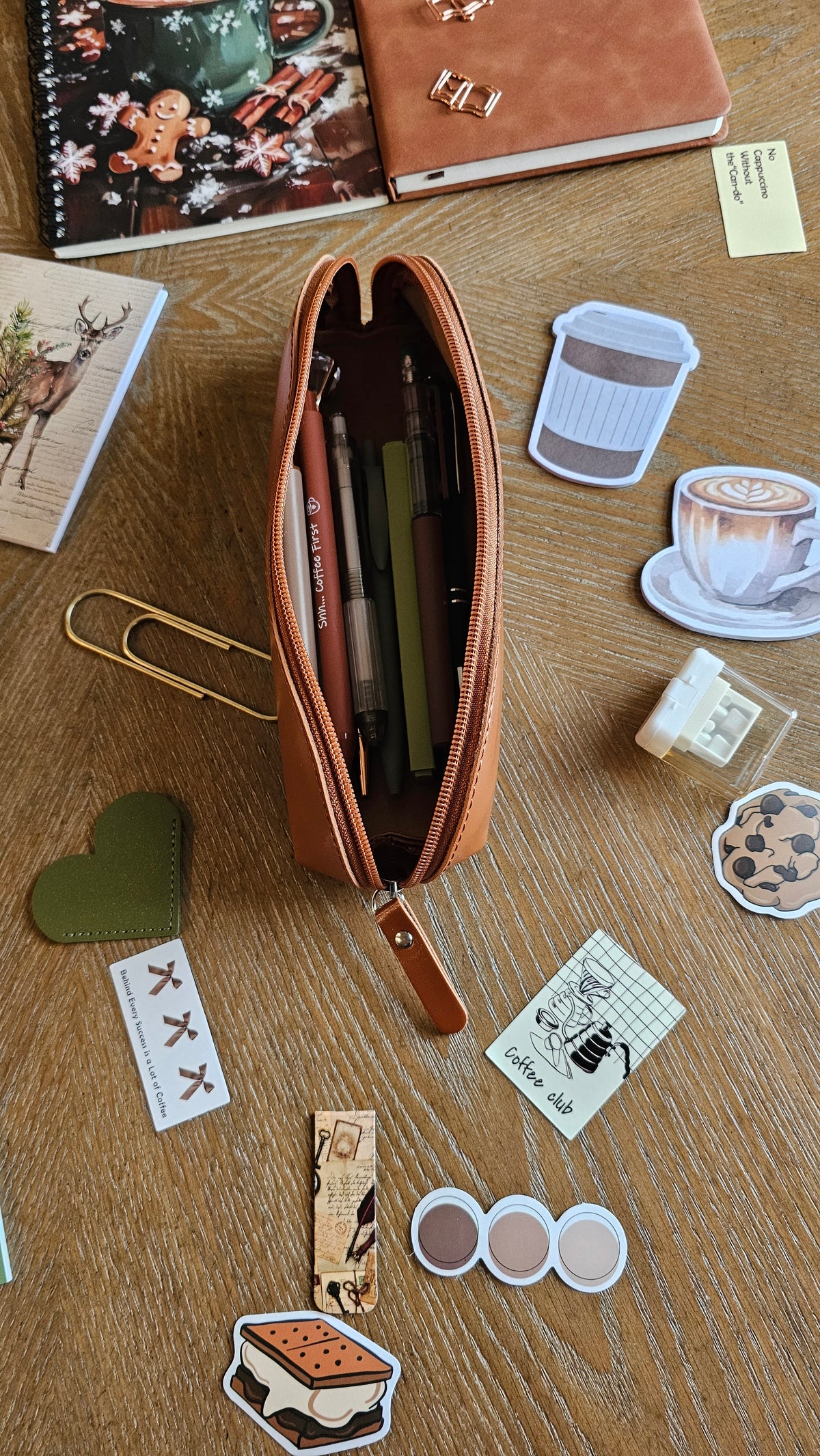 Marshmallows & Mistletoe Super Premium Stationery Gift Set