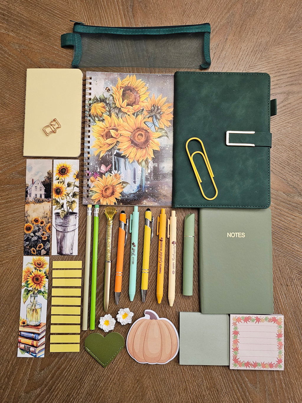 🌻 Sunflower Love Story Stationery Gift Set