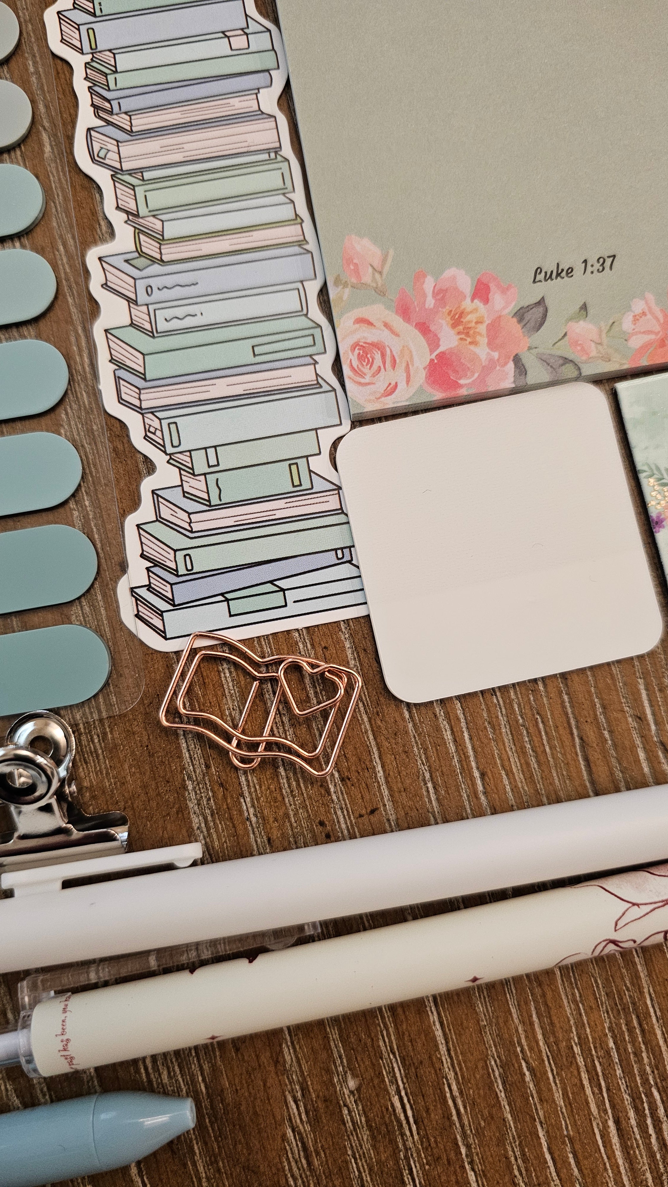 Blossom Haven Premium Stationery Gift Set