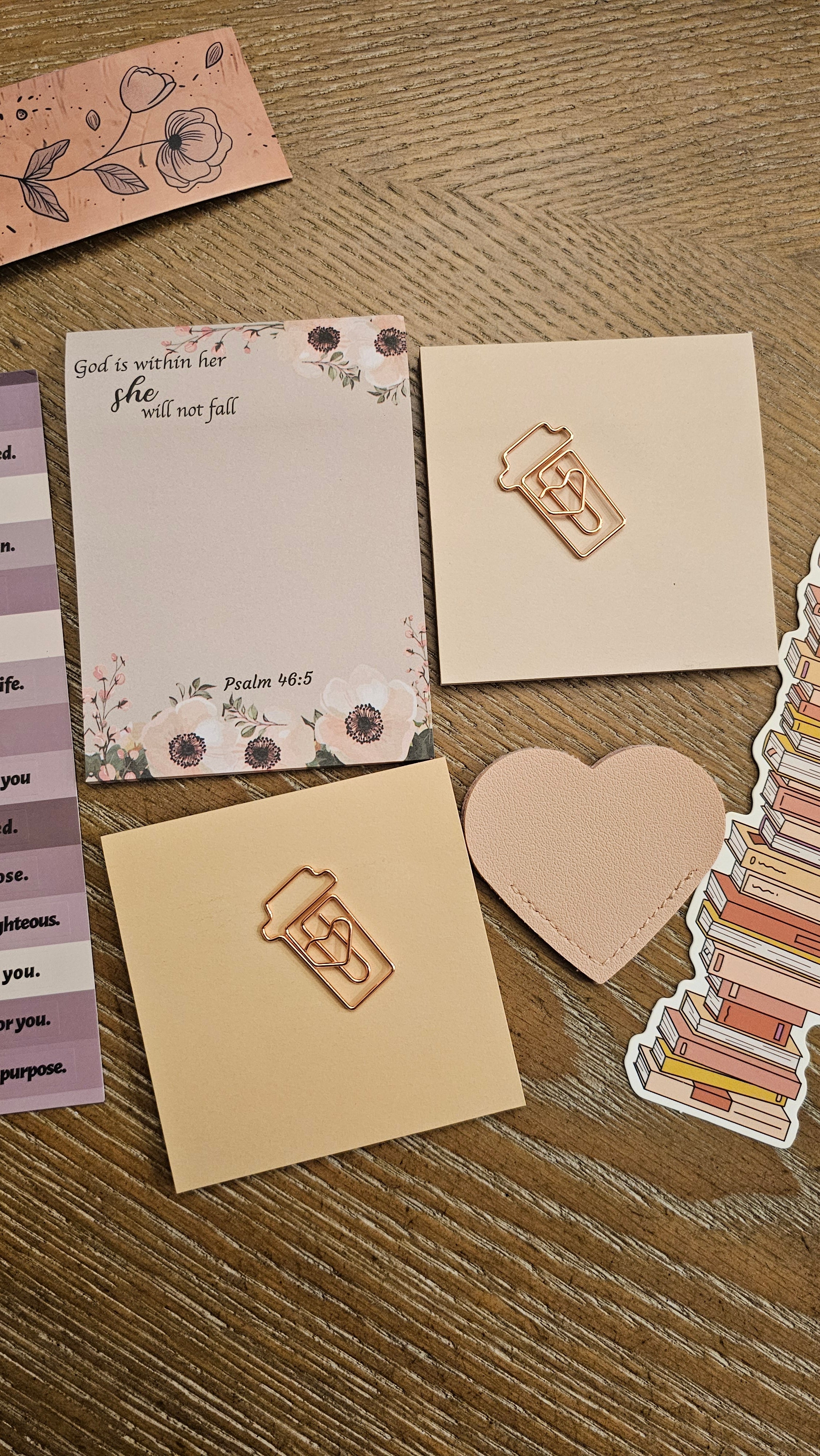 Blush Bloom Champagne  Gift Set
