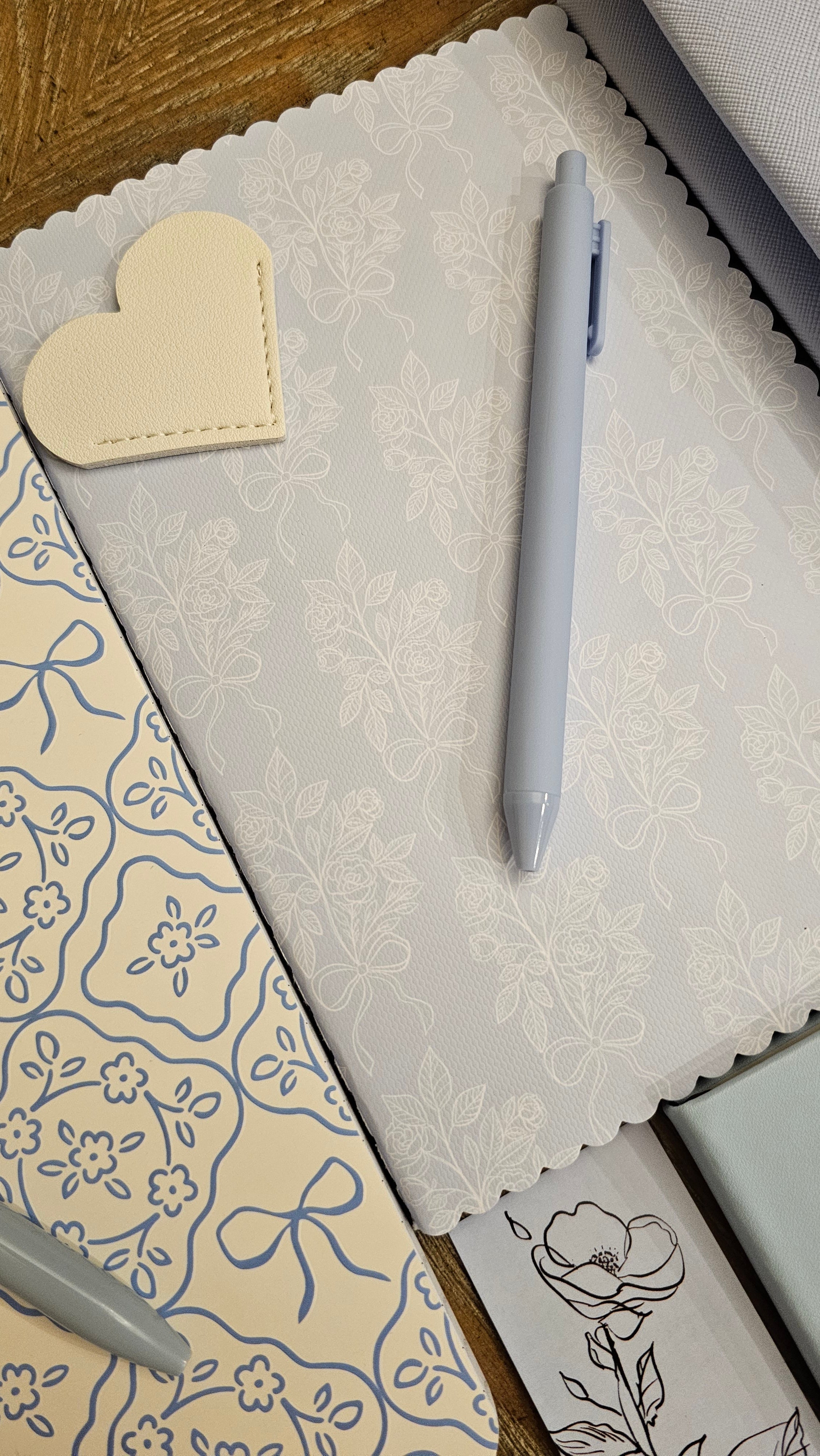 Bluebell Breeze Stationery Gift Set