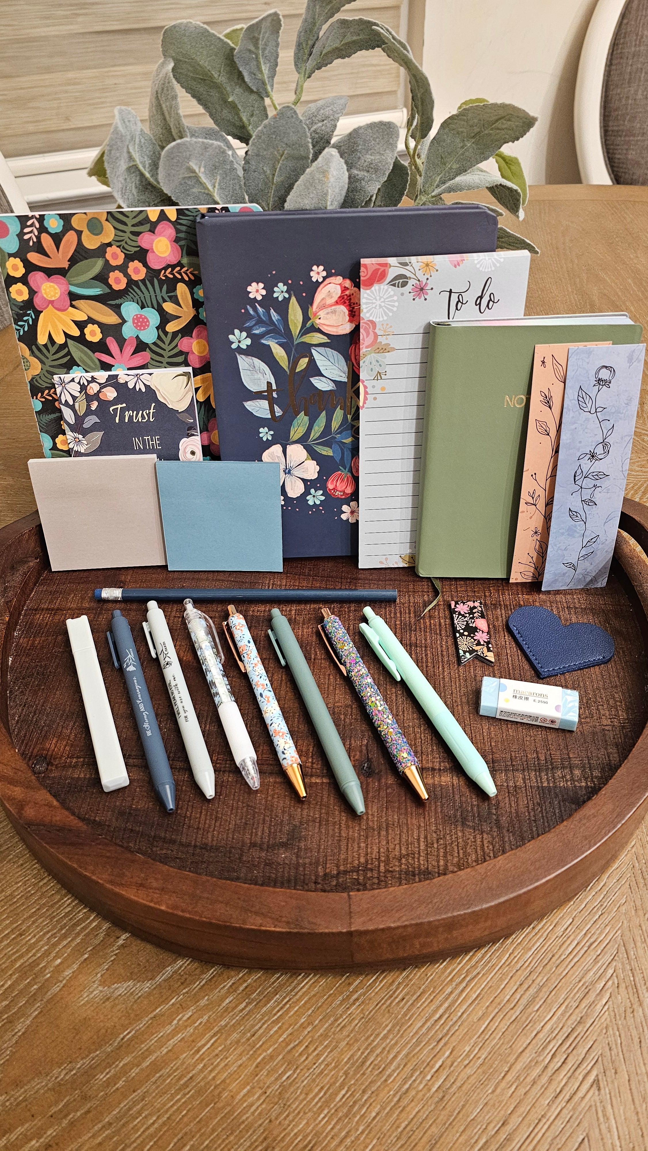 Trust in the Lord Faith Stationery Gift Set