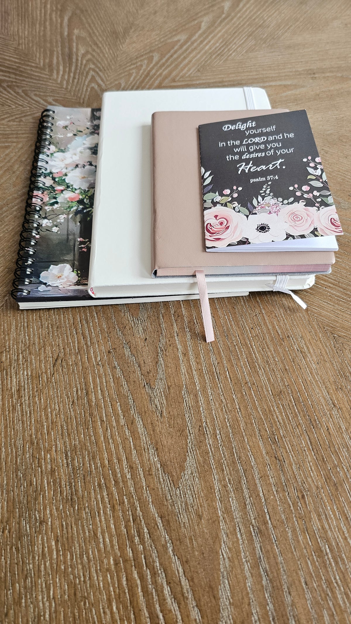 Porcelain Petals Deluxe Stationery Gift Set