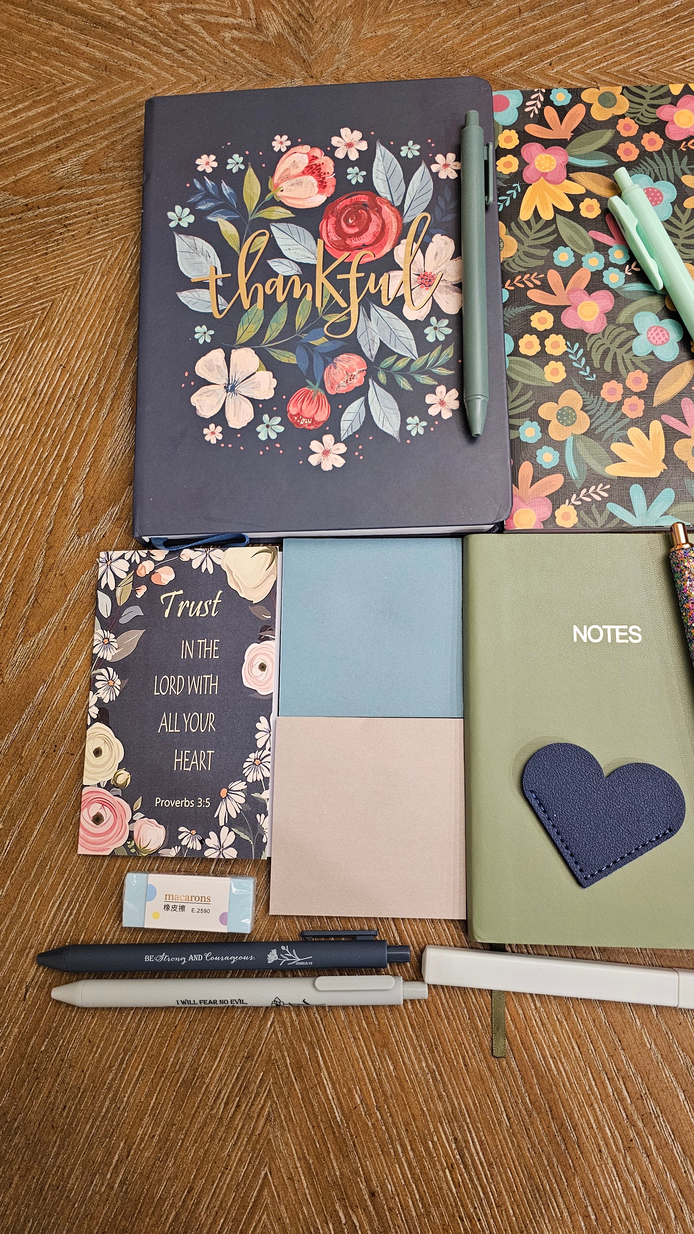 Trust in the Lord Faith Stationery Gift Set