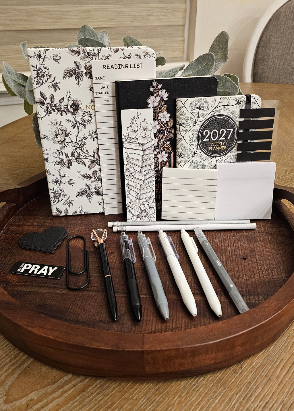 Black & White Elegance Stationery Gift Set