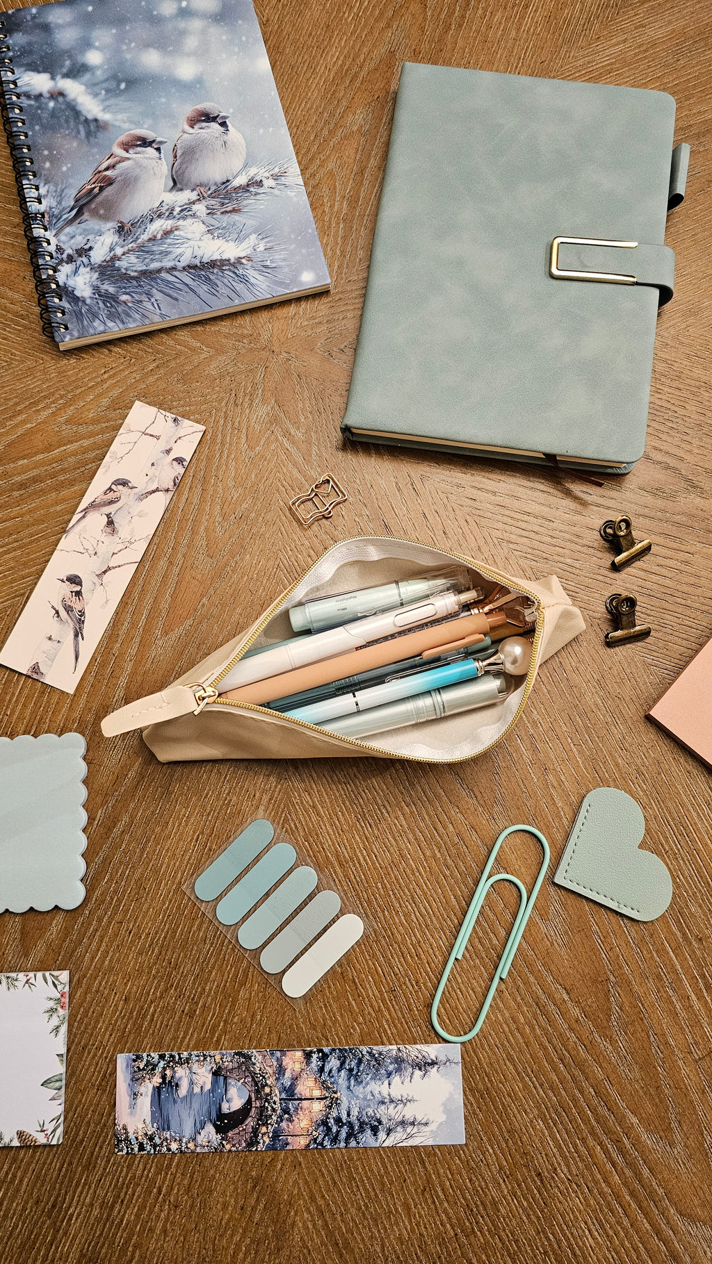 Winter Sparrows Premium Stationery Gift Set