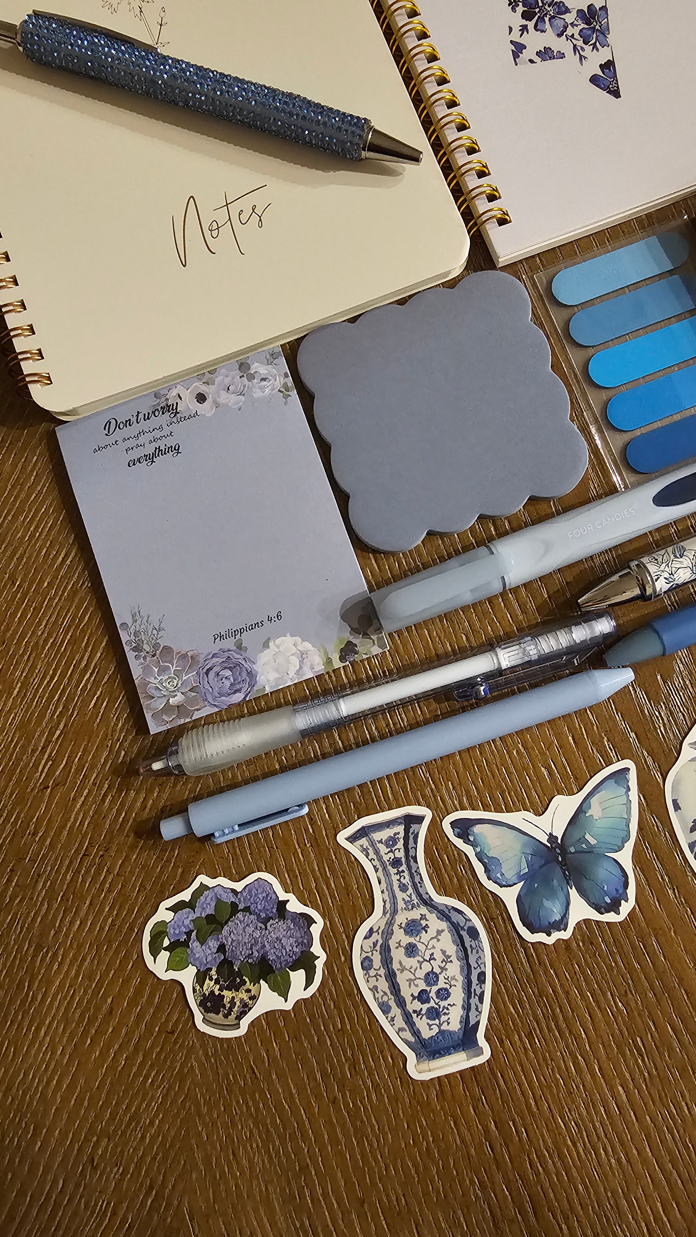 Blue Floral Stationery Gift Set