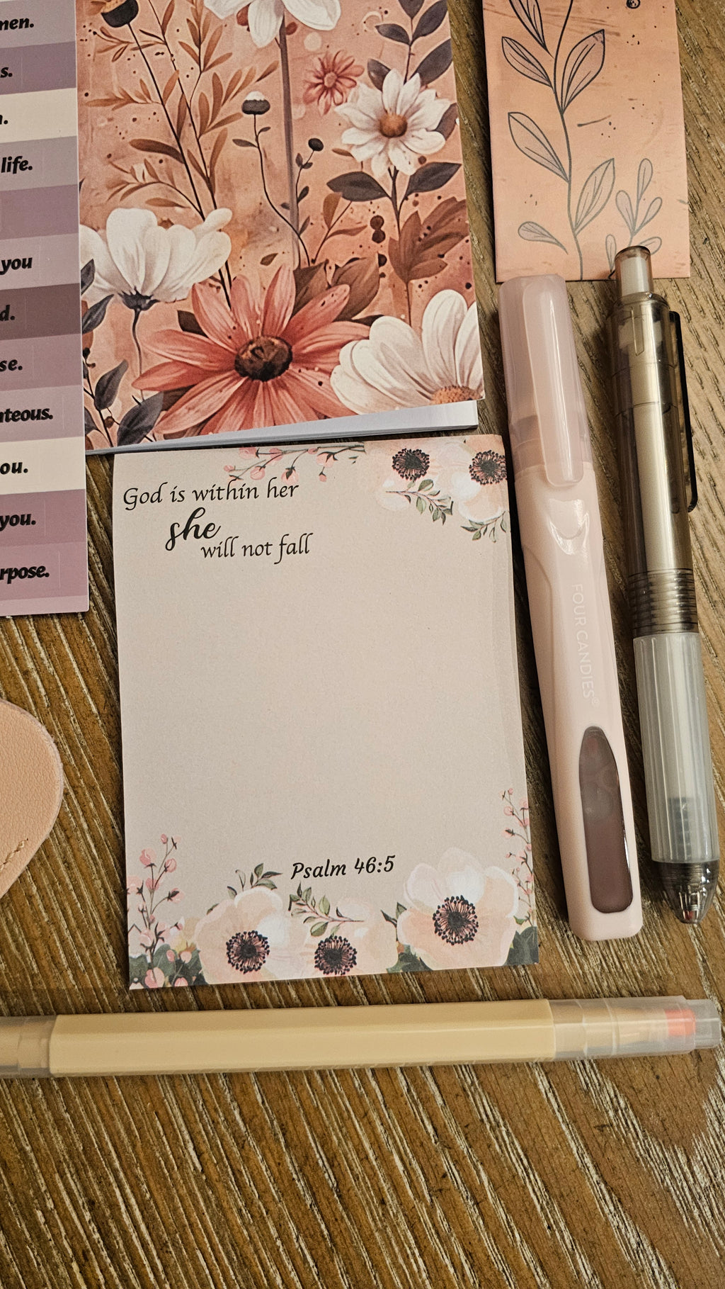 Blush Bloom Champagne  Gift Set