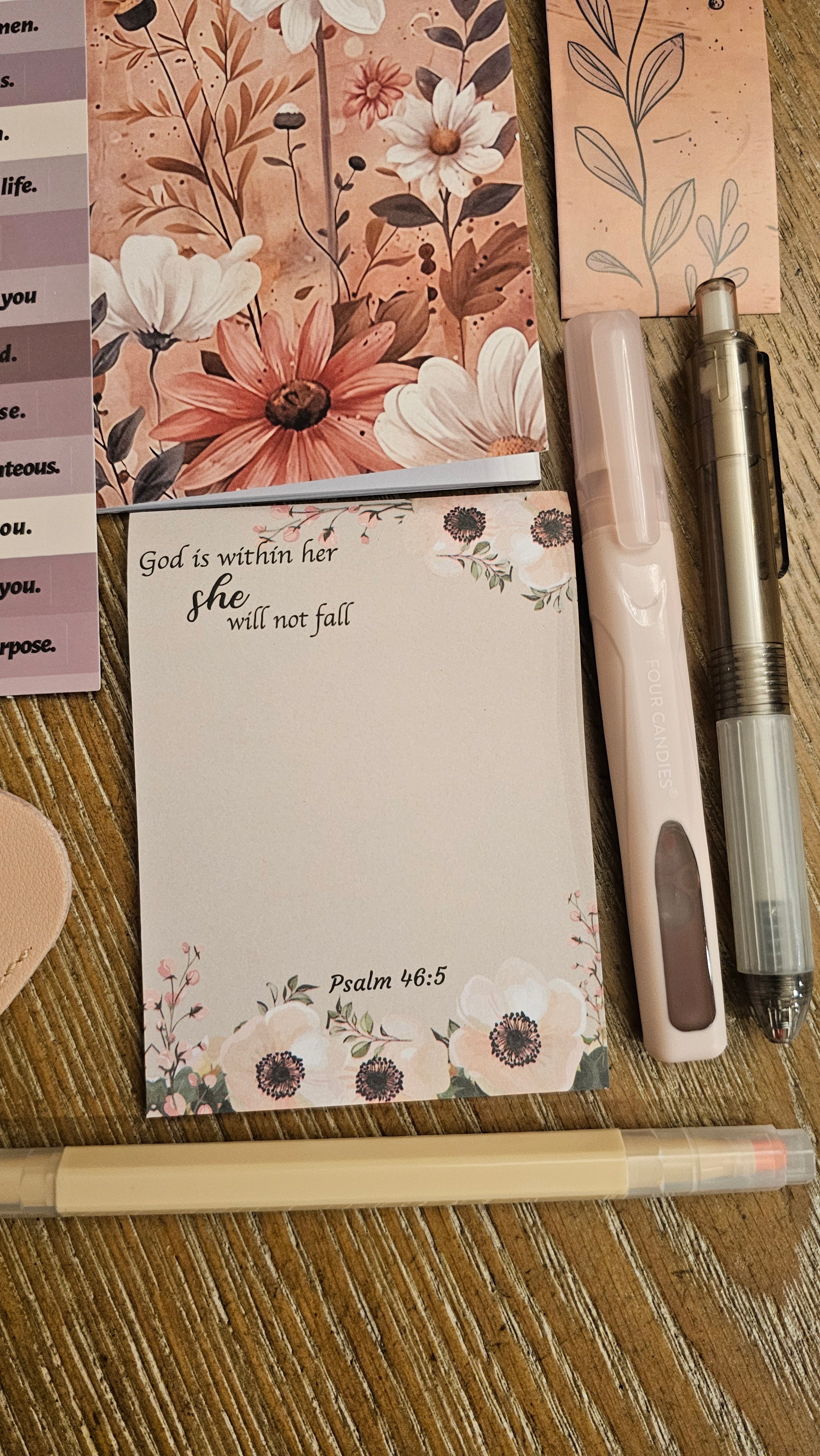 Blush Bloom Champagne  Gift Set
