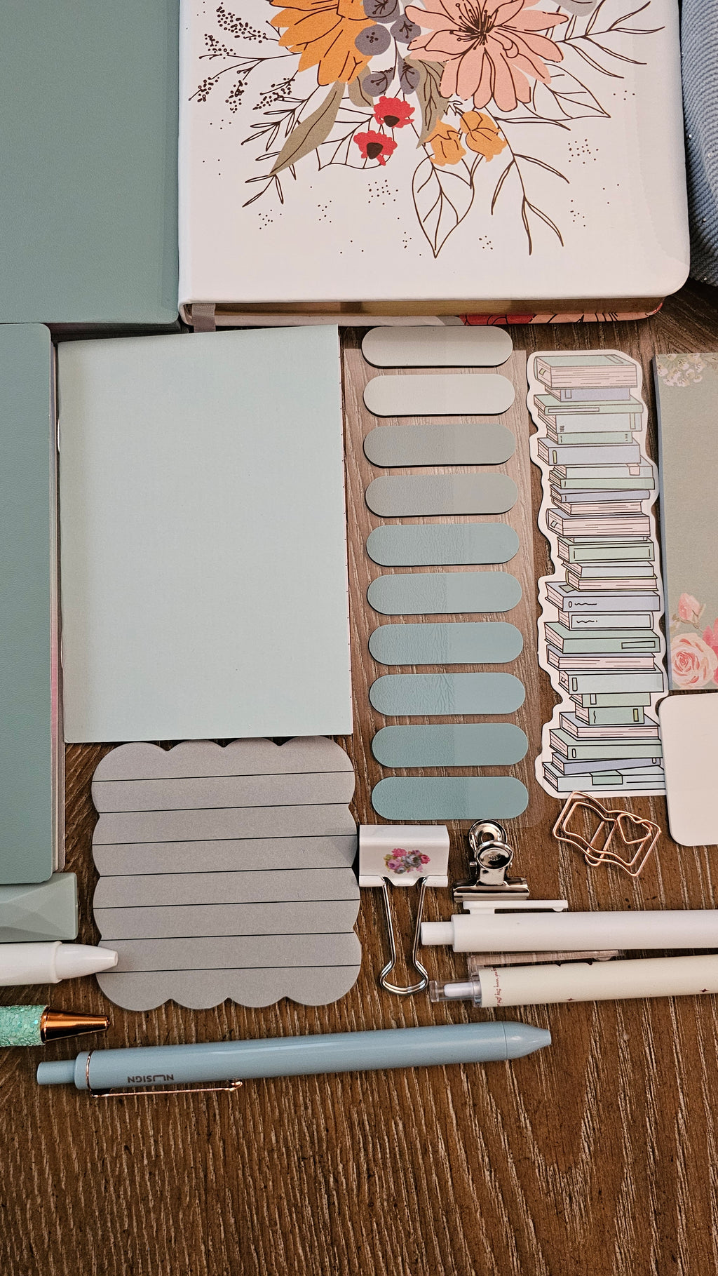 Blossom Haven Premium Stationery Gift Set
