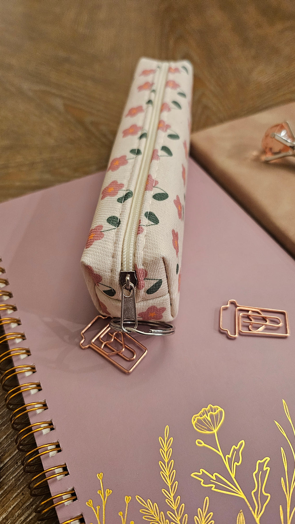 Blush Bloom Champagne  Gift Set