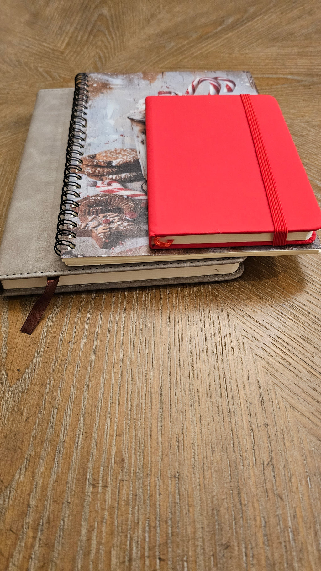 The Peppermint Latte Premium Stationery Gift Set