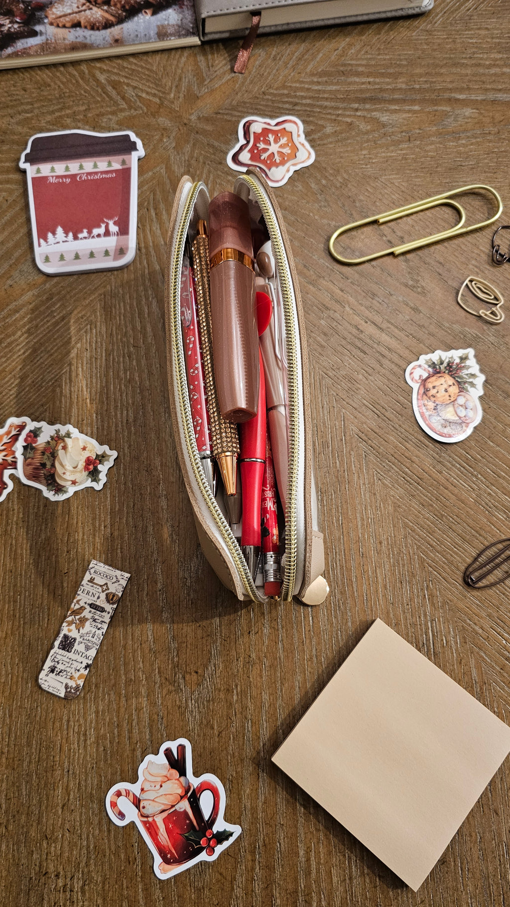 The Peppermint Latte Premium Stationery Gift Set