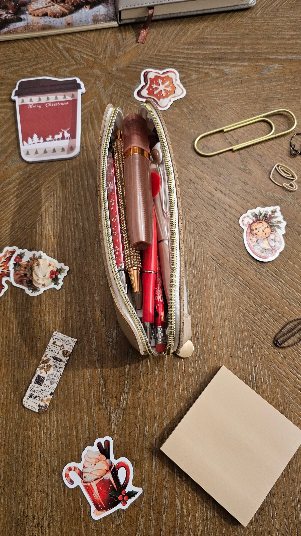 The Peppermint Latte Premium Stationery Gift Set