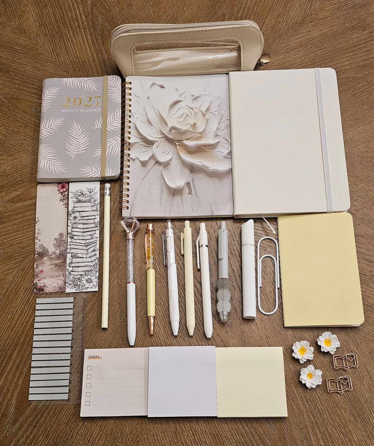 Ivory Petals Stationery Gift Set