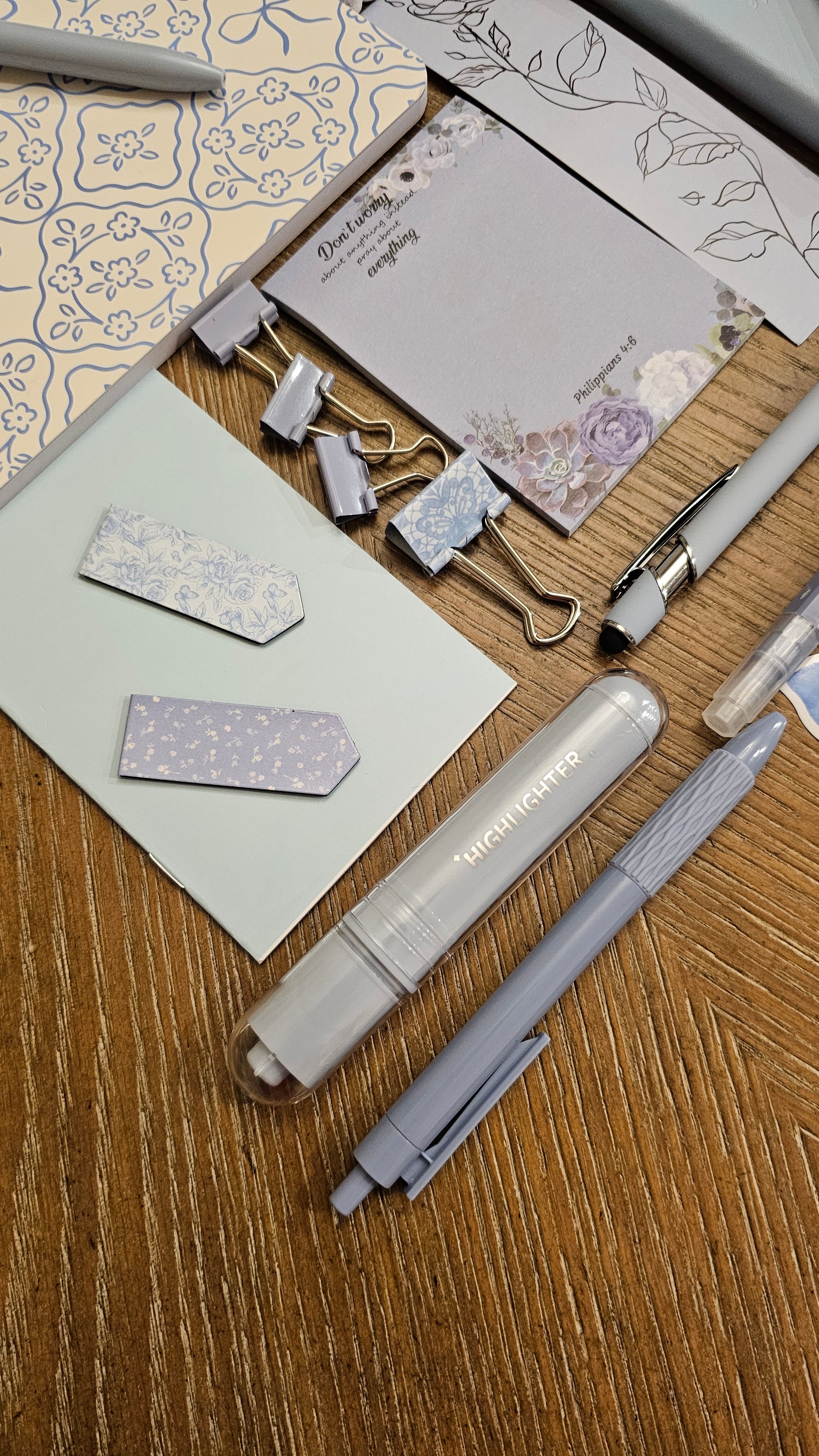 Bluebell Breeze Stationery Gift Set