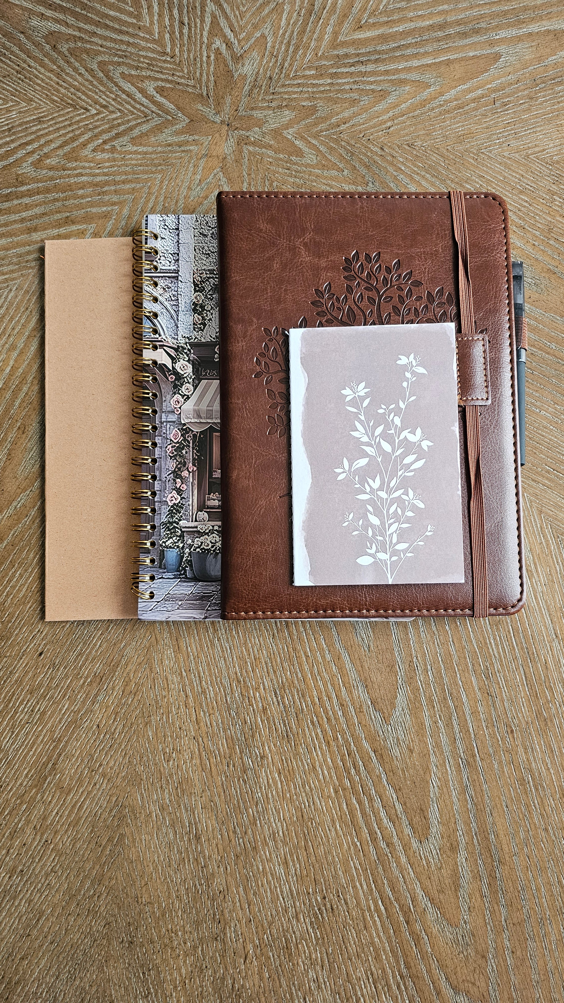 Coffee & Chapters Stationery Gift Set