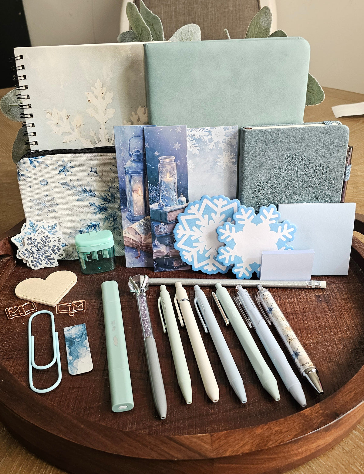 A Touch of Frost & Glow Deluxe Stationery Gift Set ❄️🩵